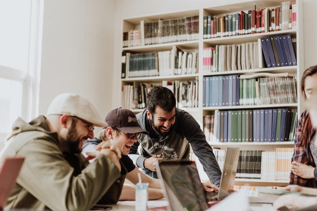 absence-management-to-drive-Happiness-not-Hassle